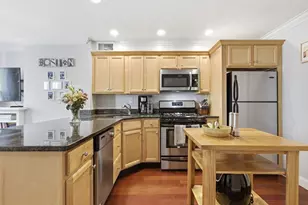 523 E 2nd St, Boston, MA 02127 - Photo 10
