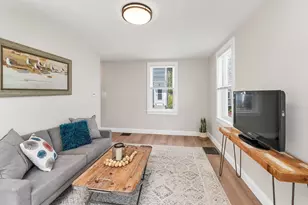 3 Madison St, Newburyport, MA 01950 - Photo 10