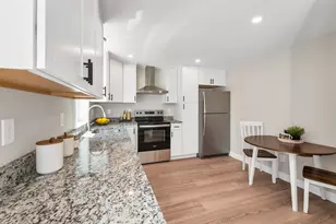 3 Madison St, Newburyport, MA 01950 - Photo 6