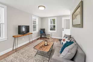3 Madison St, Newburyport, MA 01950 - Photo 12