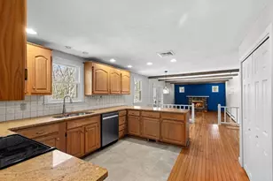 36 Cooke Rd, Plymouth, MA 02360 - Photo 4