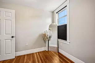 19 Sheldon St, Lowell, MA 01851 - Photo 24