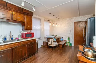 53 Roseclair St, Boston, MA 02125 - Photo 10