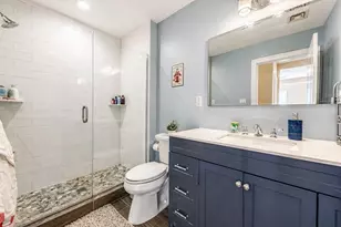 417 E 7th St, Boston, MA 02127 - Photo 10