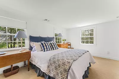 279 Oakland Street, Wellesley, MA 02481 - Photo 20