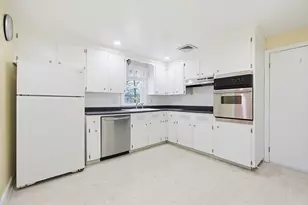 48 Irving Dr, Walpole, MA 02081 - Photo 4