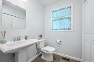 14 Grandview Ave, Fairhaven, MA 02719 - Photo 18