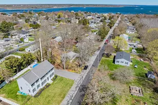 14 Grandview Ave, Fairhaven, MA 02719 - Photo 4