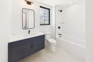 1676 Columbia Rd, Boston, MA 02127 - Photo 22