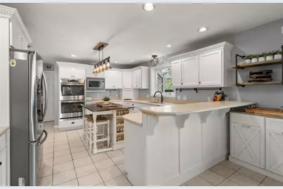 48 Fitchburg St, Marlborough, MA 01752 - Photo 8