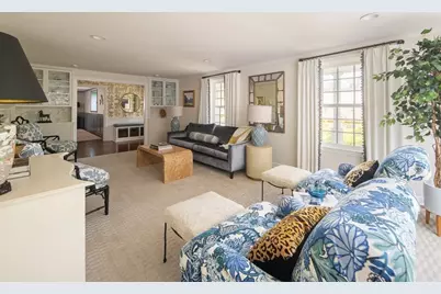 117 Forest St, Wellesley, MA 02481 - Photo 6