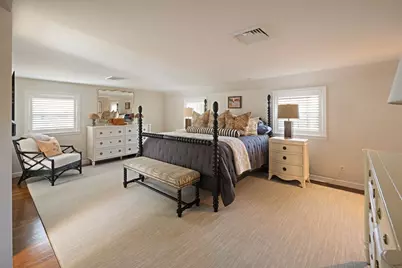 117 Forest St, Wellesley, MA 02481 - Photo 24