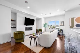 687 E 2nd St, Boston, MA 02127 - Photo 2