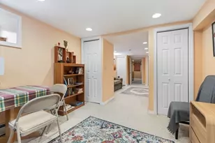 63 Bradwood St, Boston, MA 02131 - Photo 16