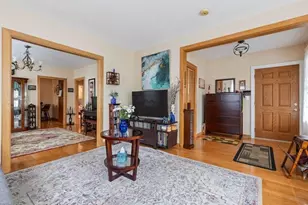 63 Bradwood St, Boston, MA 02131 - Photo 4