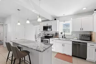 31 Green St, Hudson, MA 01749 - Photo 6