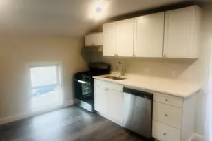 558 Pleasant St, Norwood, MA 02062 - Photo 2