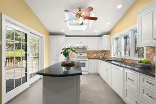 38 Flintlock Ln, Sudbury, MA 01776 - Photo 4
