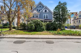 97 Sewall Ave, Brookline, MA 02446 - Photo 16