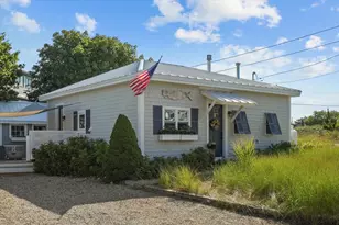 128 Old Point Rd, Newburyport, MA 01950 - Photo 2