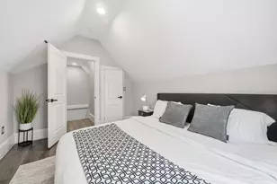 13 Leyden St, Medford, MA 02155 - Photo 24