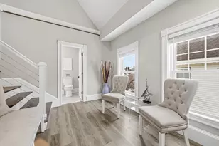 13 Leyden St, Medford, MA 02155 - Photo 14