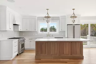 50 Chestnut St, Duxbury, MA 02332 - Photo 8