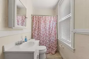 659 Washington St, Whitman, MA 02382 - Photo 8