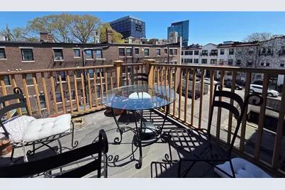 130 St Mary's St #3, Boston, MA 02446 - Photo 8