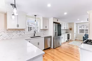 67 Billings St, Boston, MA 02132 - Photo 8