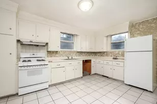 20 Hatch St, Everett, MA 02149 - Photo 12