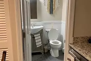 768 E 6th St, Boston, MA 02127 - Photo 12