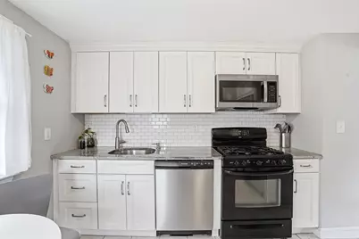 11 Roseen Ave, Weymouth, MA 02188 - Photo 10
