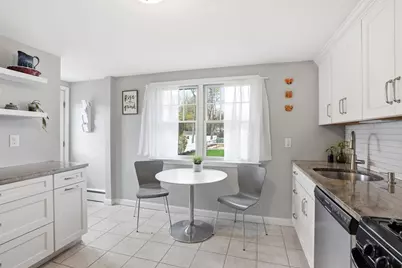 11 Roseen Ave, Weymouth, MA 02188 - Photo 8