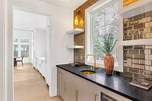 1640 Commonwealth Ave, Newton, MA 02465 - Photo 8