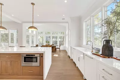 1640 Commonwealth Ave, Newton, MA 02465 - Photo 14
