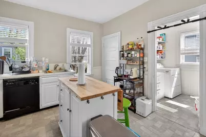 671-671A Washington St, Boston, MA 02135 - Photo 8