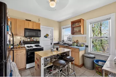671-671A Washington St, Boston, MA 02135 - Photo 4