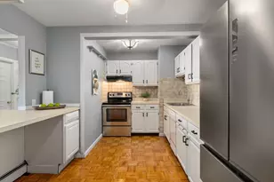 5 Linda Ln, Boston, MA 02125 - Photo 2