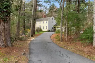 55 Pamden Ln, Seekonk, MA 02771 - Photo 2