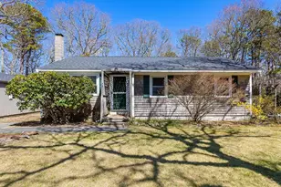 72 W Tupelo Dr, Harwich, MA 02645 - Photo 2