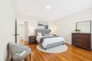 542 King Philip St, Fall River, MA 02724 - Photo 8