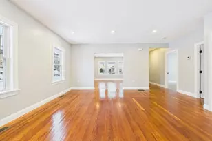 542 King Philip St, Fall River, MA 02724 - Photo 18