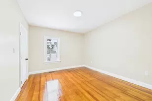 542 King Philip St, Fall River, MA 02724 - Photo 22