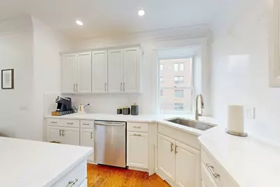 322 Tappan St #2, Brookline, MA 02445 - Photo 18