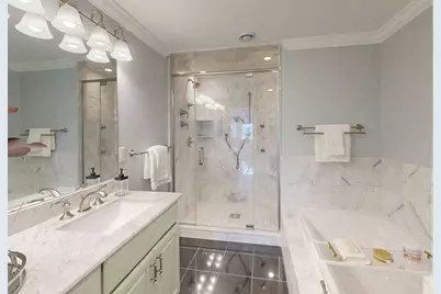322 Tappan St #2, Brookline, MA 02445 - Photo 28