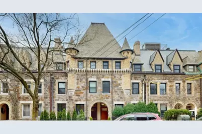 322 Tappan St #2, Brookline, MA 02445 - Photo 1