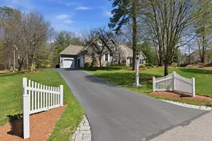 10 Analore Cir, Norfolk, MA 02056 - Photo 4