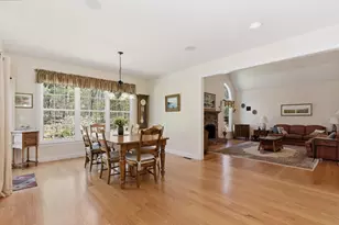 10 Analore Cir, Norfolk, MA 02056 - Photo 16