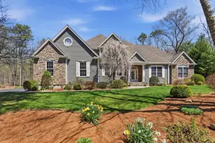 10 Analore Cir, Norfolk, MA 02056 - Photo 2